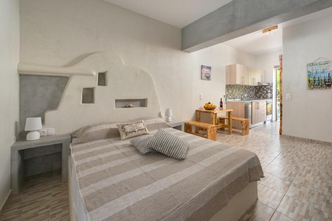 Christos Studios And Family Apartments Stegna Oda fotoğraf