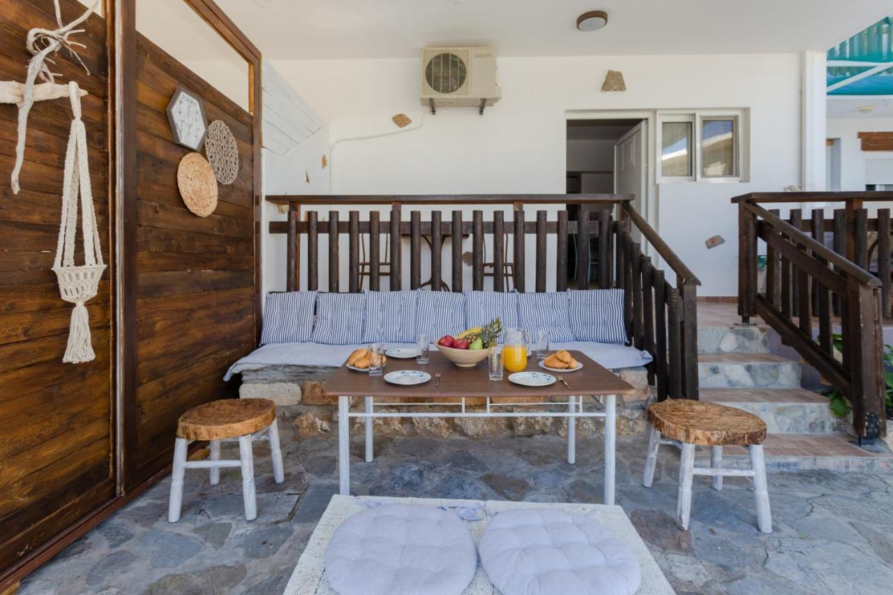 Christos Studios And Family Apartments Stegna Dış mekan fotoğraf