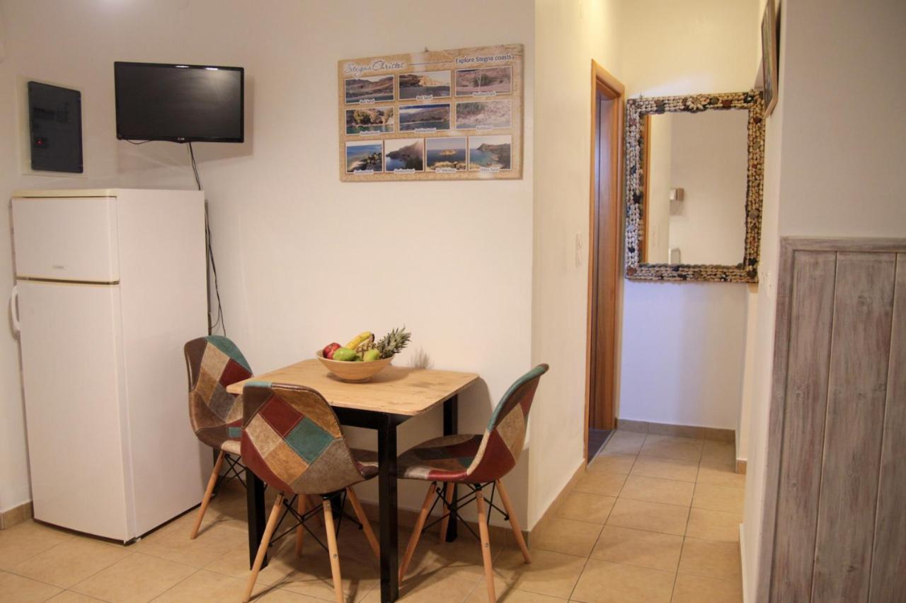Christos Studios And Family Apartments Stegna Dış mekan fotoğraf
