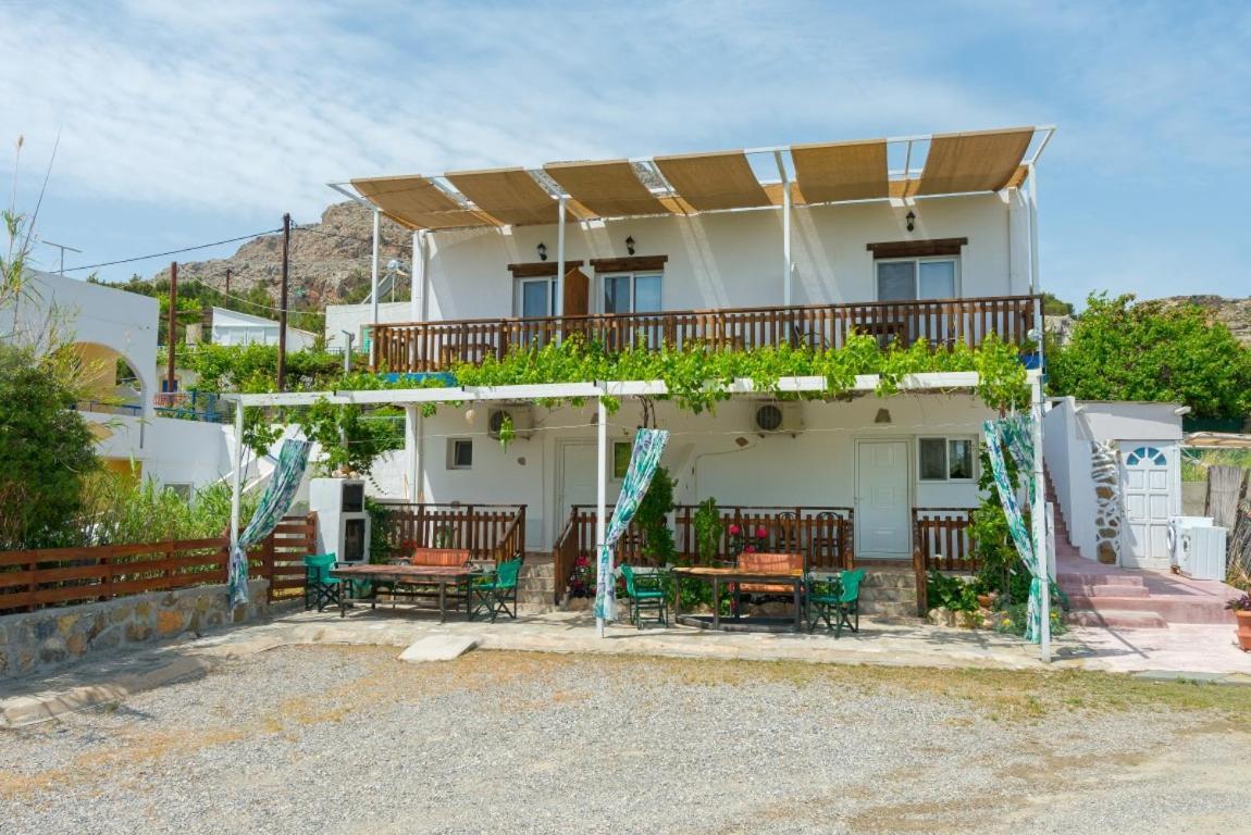 Christos Studios And Family Apartments Stegna Dış mekan fotoğraf