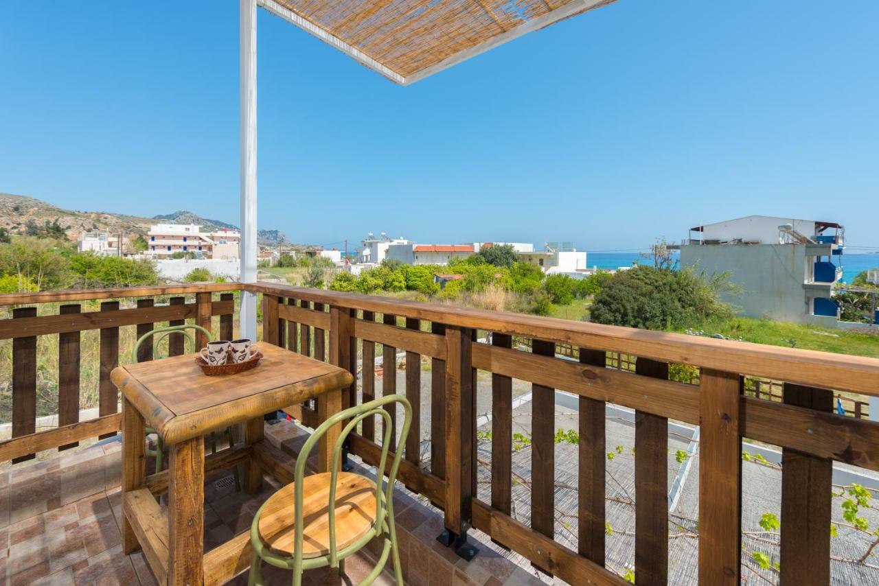 Christos Studios And Family Apartments Stegna Dış mekan fotoğraf