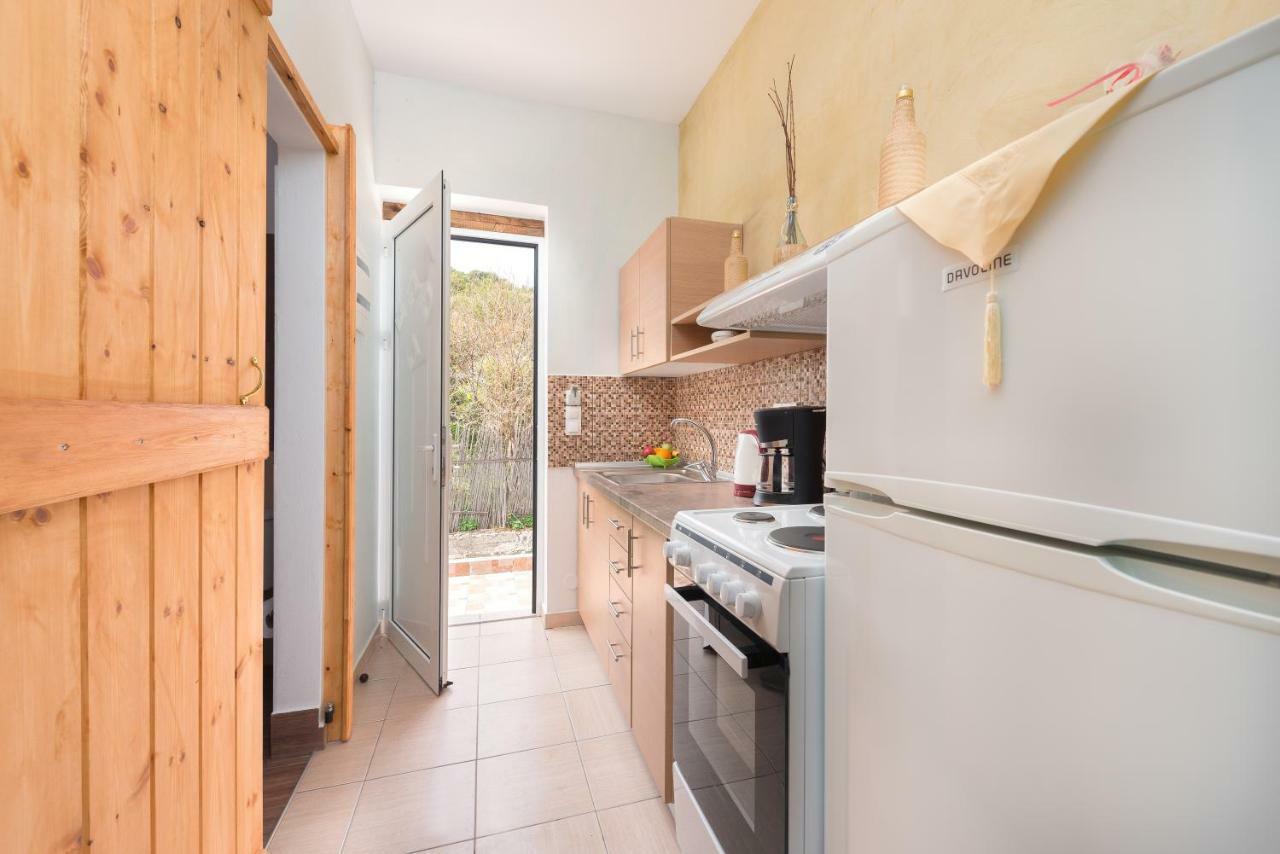 Christos Studios And Family Apartments Stegna Dış mekan fotoğraf